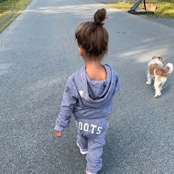 Meet your Posher, Sarah - Picture 2 of 5